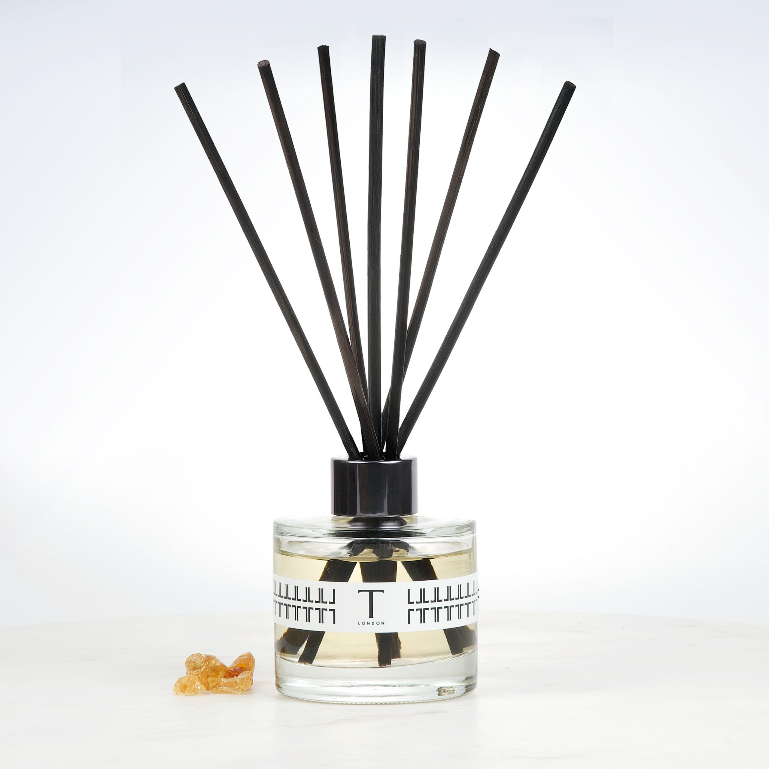AMBER OUD REED DIFFUSER 100ml T London